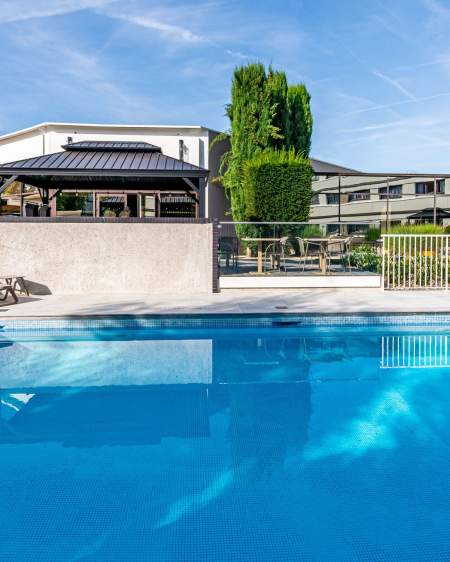 Novotel Collégien · Hôtel 4 étoiles Marne-la-Vallée · Piscine et Fitness